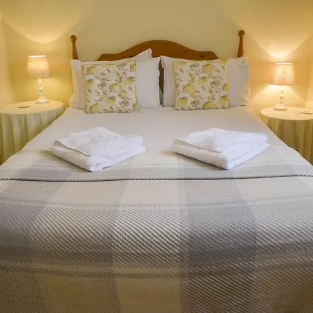 The Whitestonecliffe Sutton (North Yorkshire)